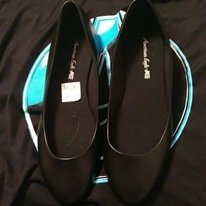 American Eagle flats